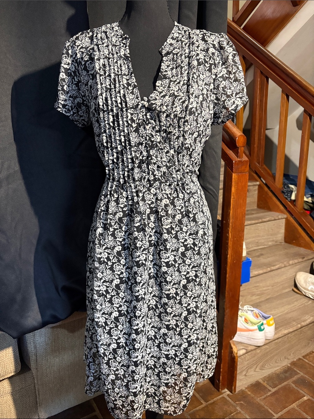MSK Black and White Floral Short Sleeve Dress